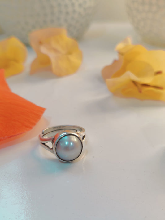 White Pearl Ring