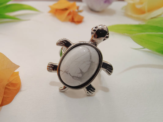 Howlite Tortoise Shape Ring